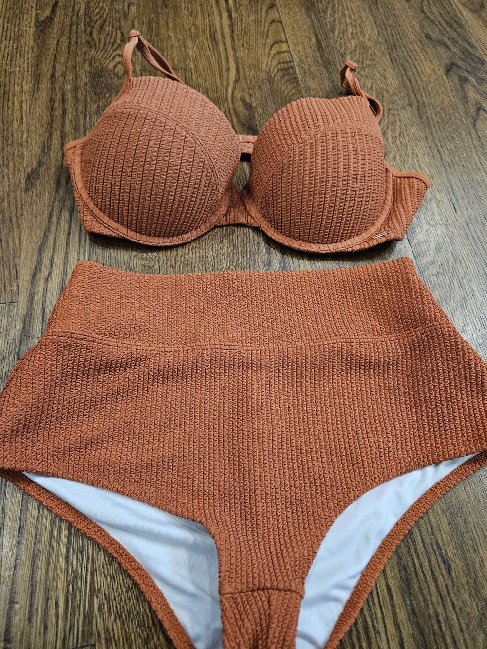 PINK Victoria's Secret Rust-Orange Bikini Set New - Picture 2 of 5